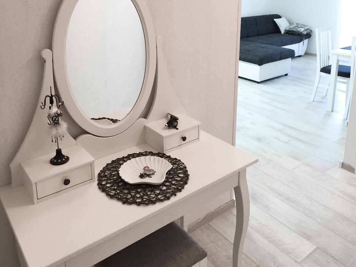 Apartments Logos Трогір Екстер'єр фото